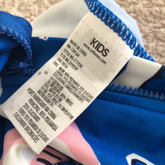Cotton On Kids one-piece Rash Guard - Picture 4 of 4